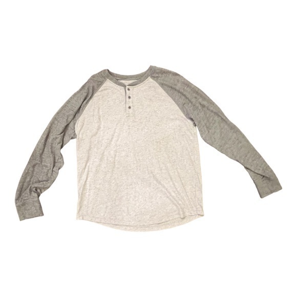 ▶️ Gap ◀️ Comfortable Baseball style shirt - Picture 1 of 5